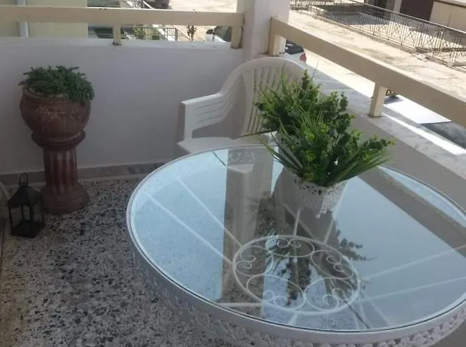 Eleni House Appartement *