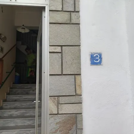 Eleni House